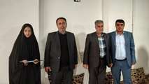 دیدار مدیرکل بنیاد شهید آذربایجان غربی با خانواده‌های ۹ شهید جنگ تحمیلی سوم در شهرستان شاهین‌دژ